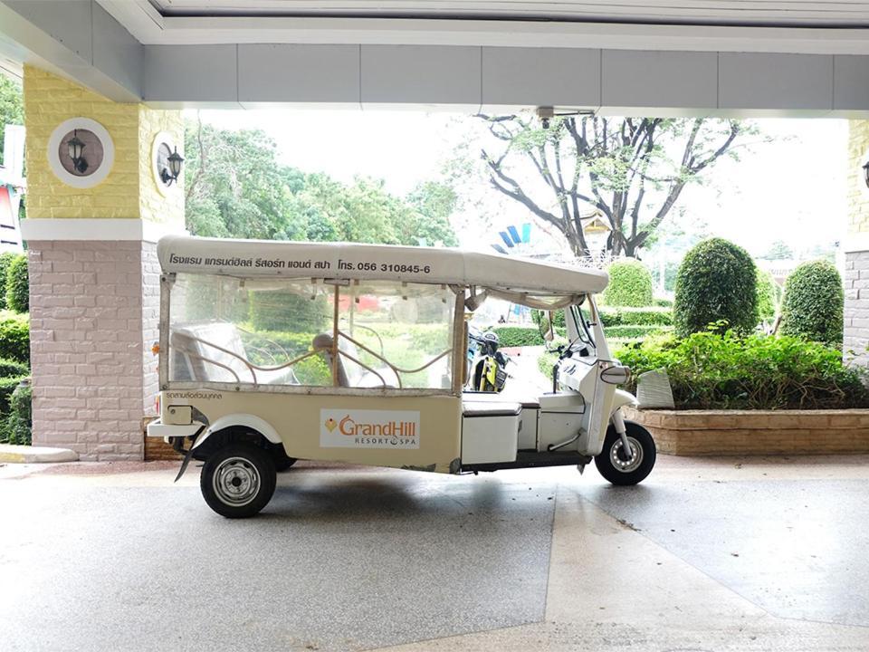Grand Hill Resort And Spa Nakhon Sawan Exterior foto